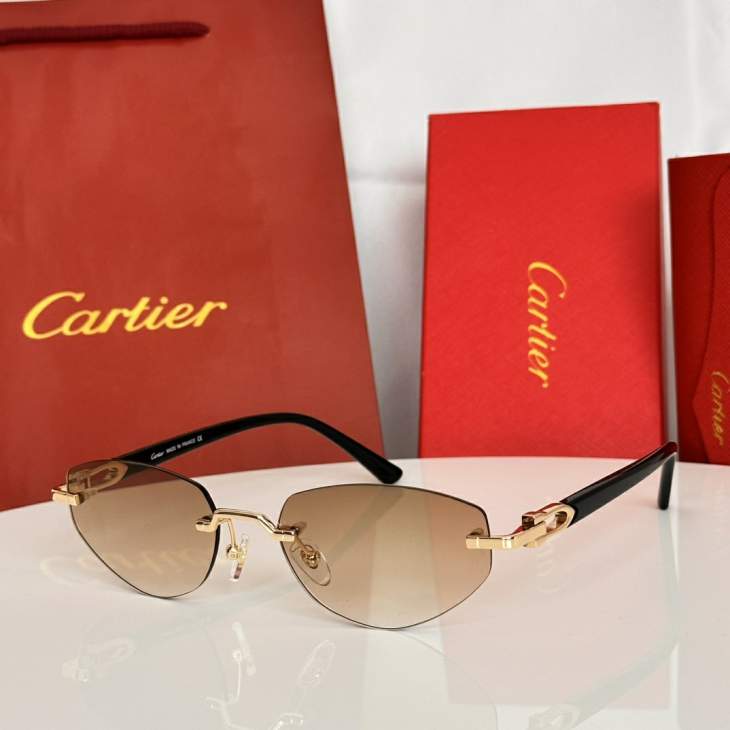 Picture of Cartier Sunglasses _SKUfw79398599fw